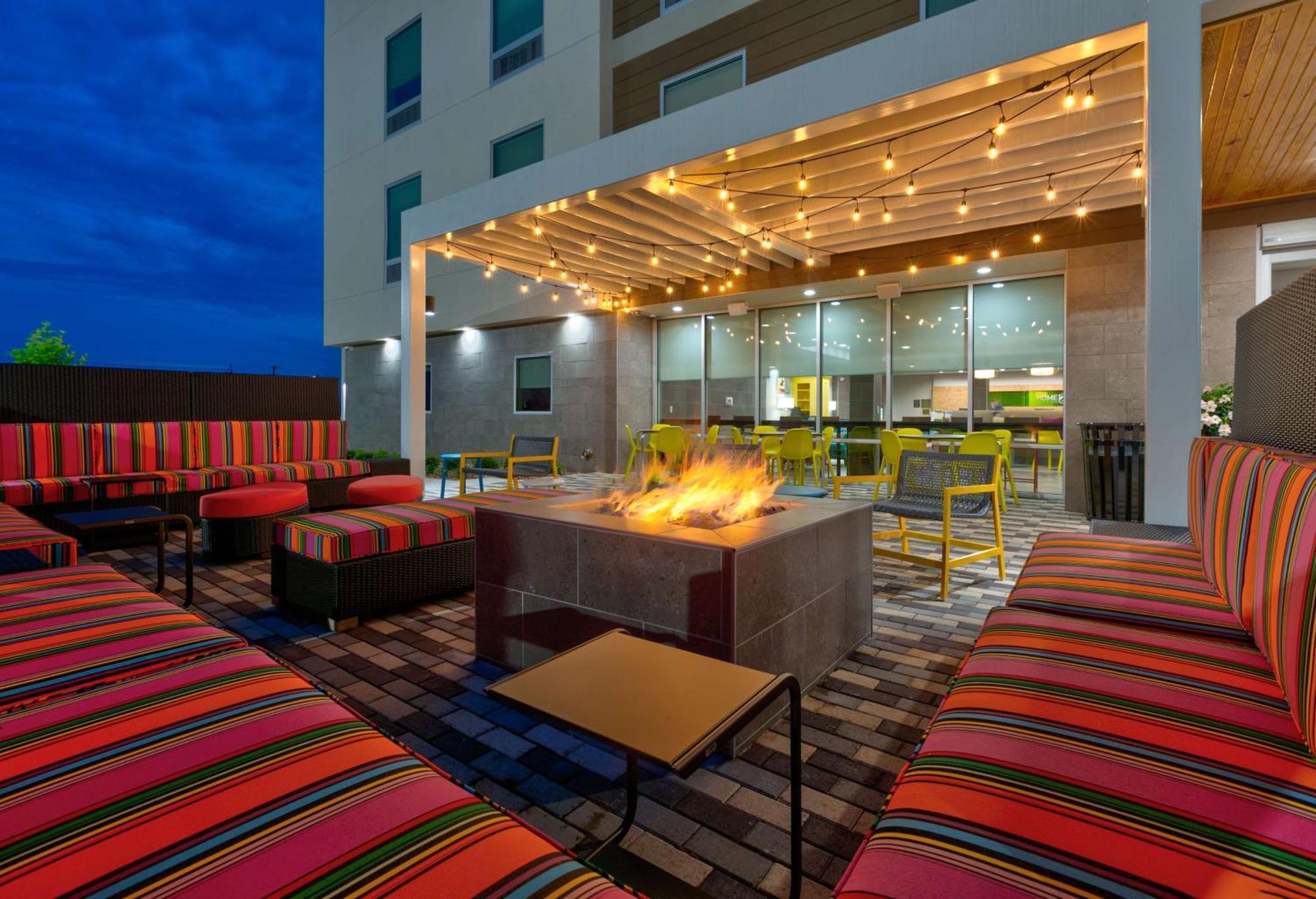 Home2 Suites By Hilton El Campo Экстерьер фото
